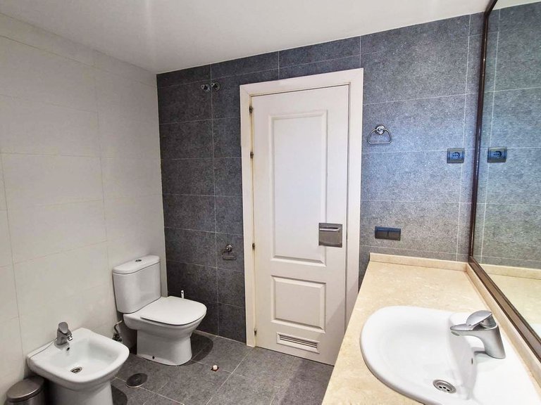 Apartment for Sale in Benalmadena Costa, Malaga 16