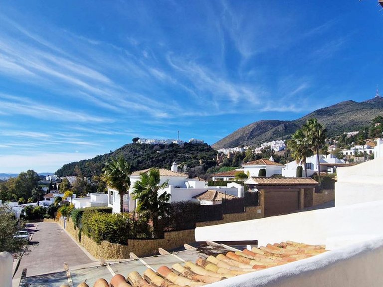 Apartment for Sale in Benalmadena Costa, Malaga 18