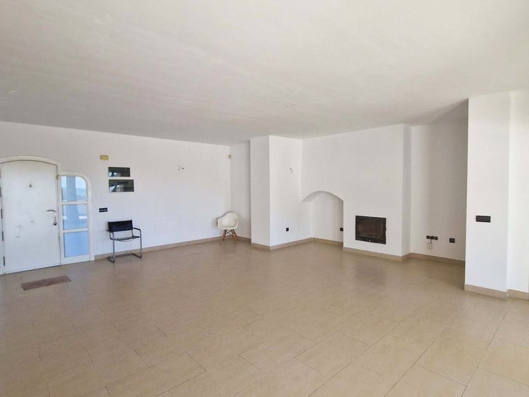 Apartment for Sale in Benalmadena Costa, Malaga 2