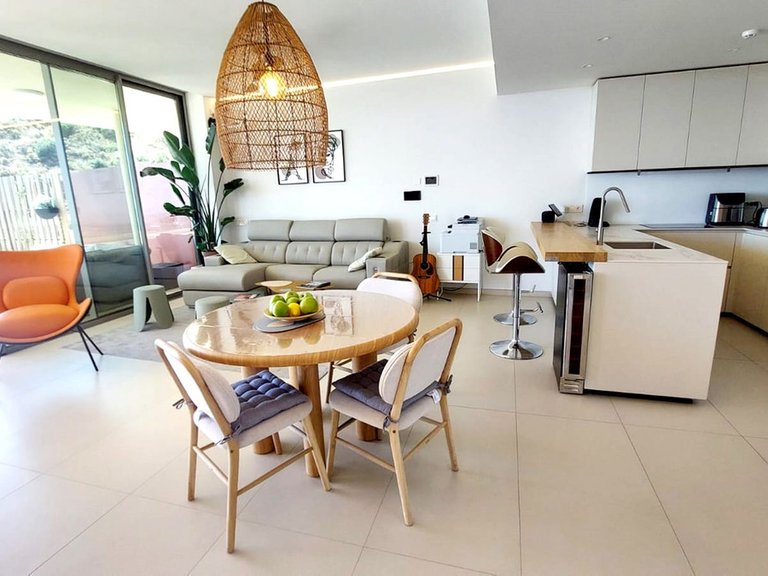 Apartment for Sale in Higueron, Malaga 12