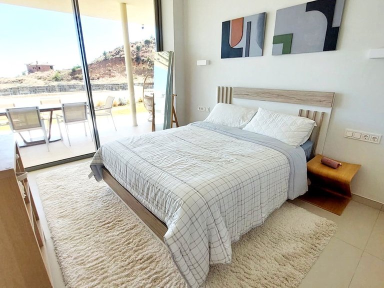 Apartment for Sale in Higueron, Malaga 15