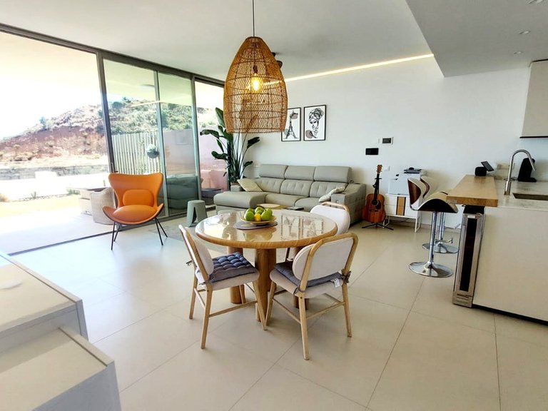 Apartment for Sale in Higueron, Malaga 7