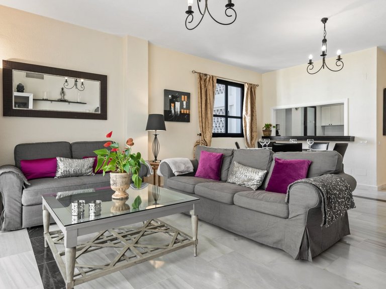 Apartment for Sale in Puerto Banús, Malaga 1