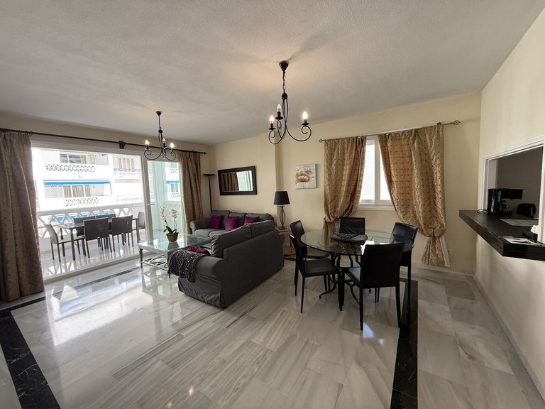 Apartment for Sale in Puerto Banús, Malaga 7