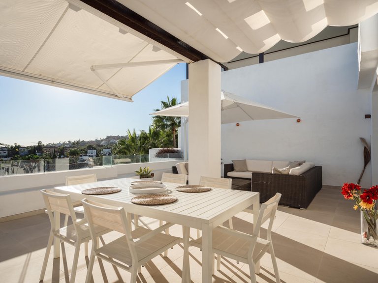 Apartment for Sale in Nueva Andalucía, Malaga 3