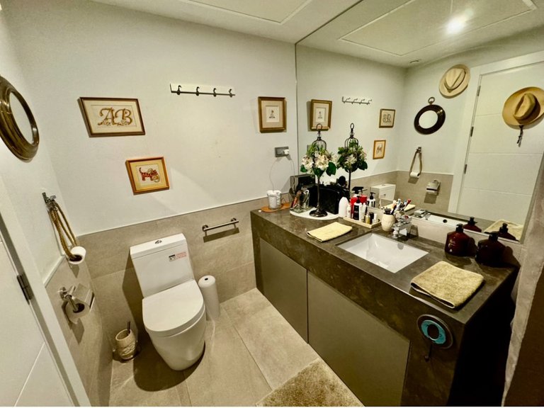 Apartment for Sale in Marbella, Malaga 16