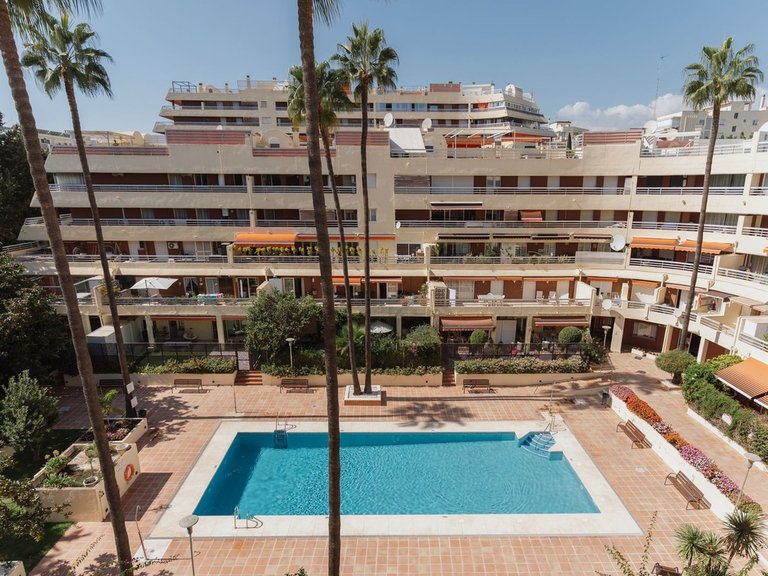 Apartment for Sale in Marbella, Malaga 28