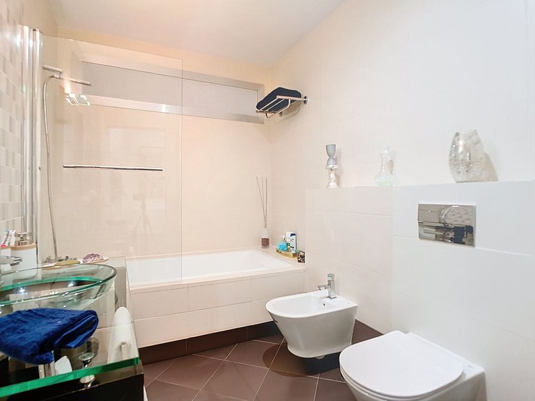 Apartment for Sale in Málaga, Malaga 13