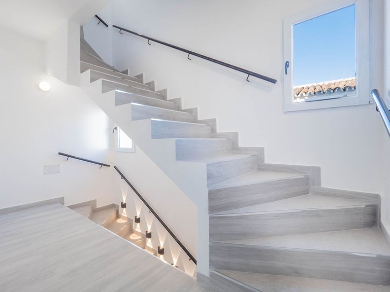 Villa for Sale in Alhaurín El Grande, Malaga 14