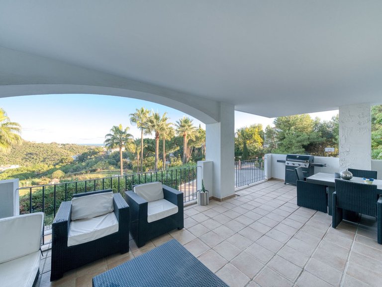 Apartment for Sale in La Quinta, Malaga 25