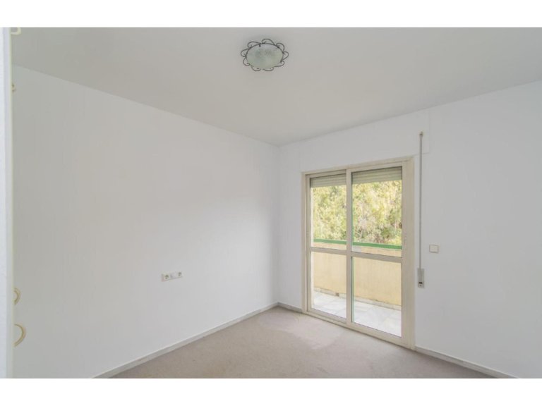 Apartment for Sale in Marbella, Malaga 18