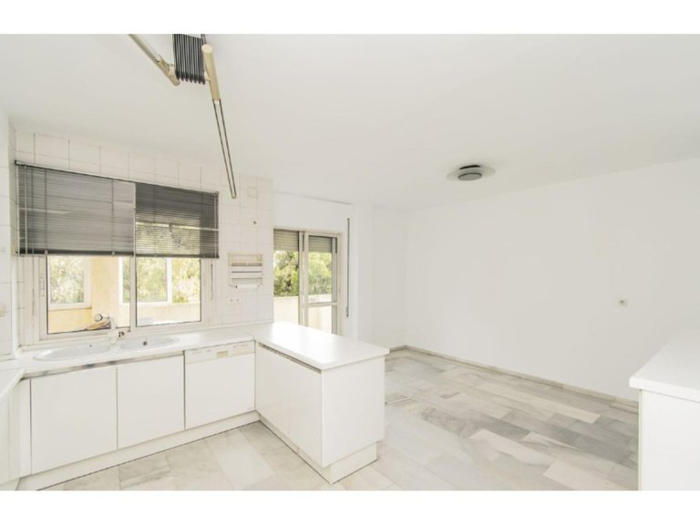 Apartment for Sale in Marbella, Malaga 9