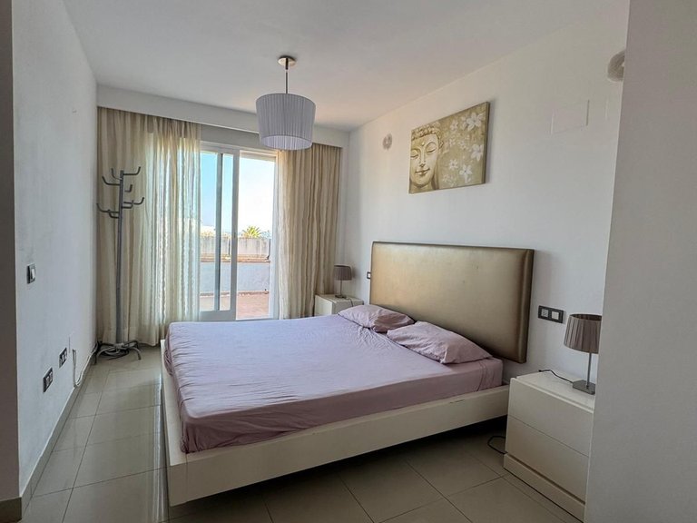 Villa for Sale in El Paraiso, Malaga 10