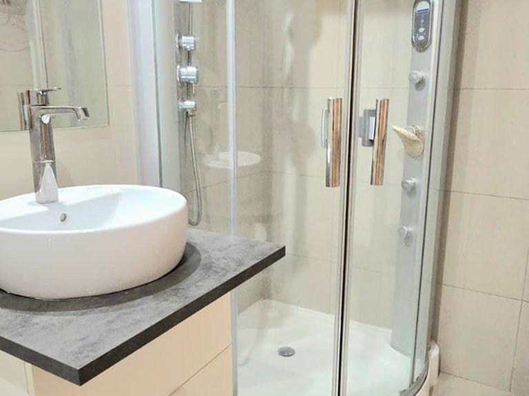 Villa for Sale in El Paraiso, Malaga 18