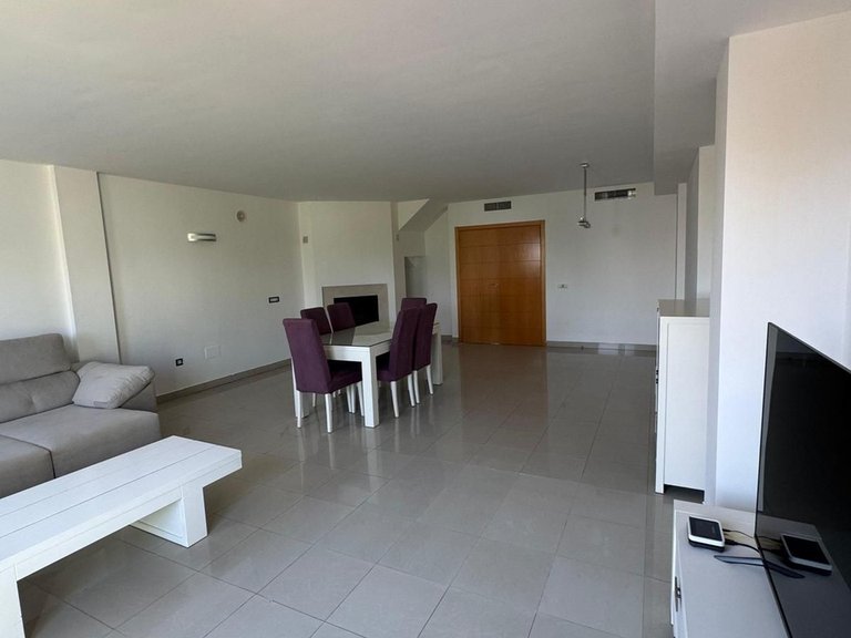 Villa for Sale in El Paraiso, Malaga 4