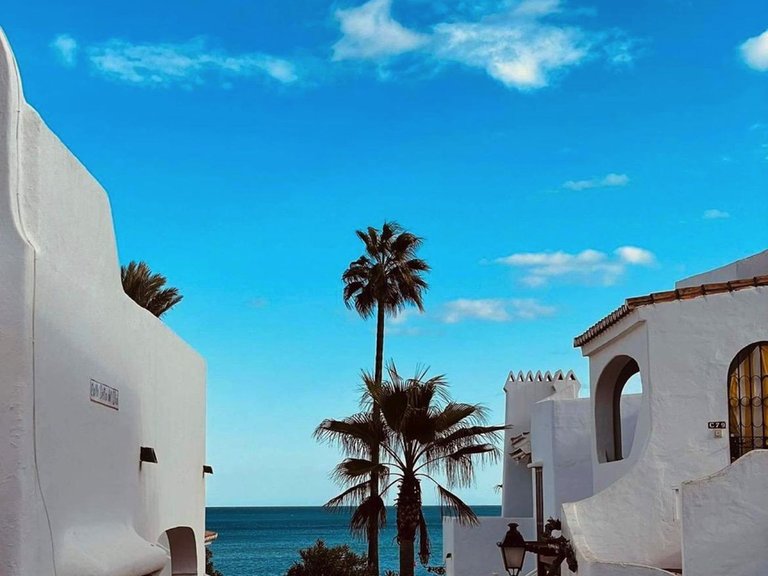 Villa for Sale in La Duquesa, Malaga 16