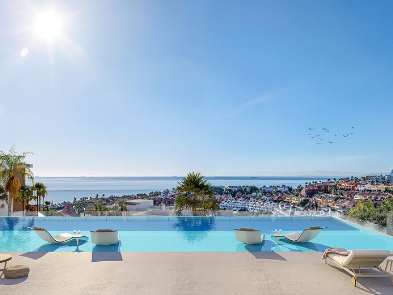 Apartment for Sale in La Alcaidesa, Cadiz 1