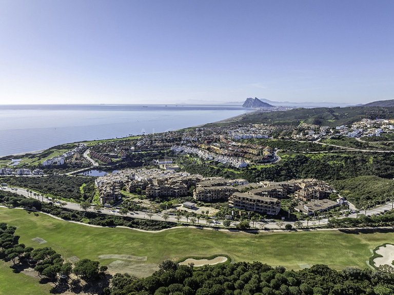 Apartment for Sale in La Alcaidesa, Cadiz 2