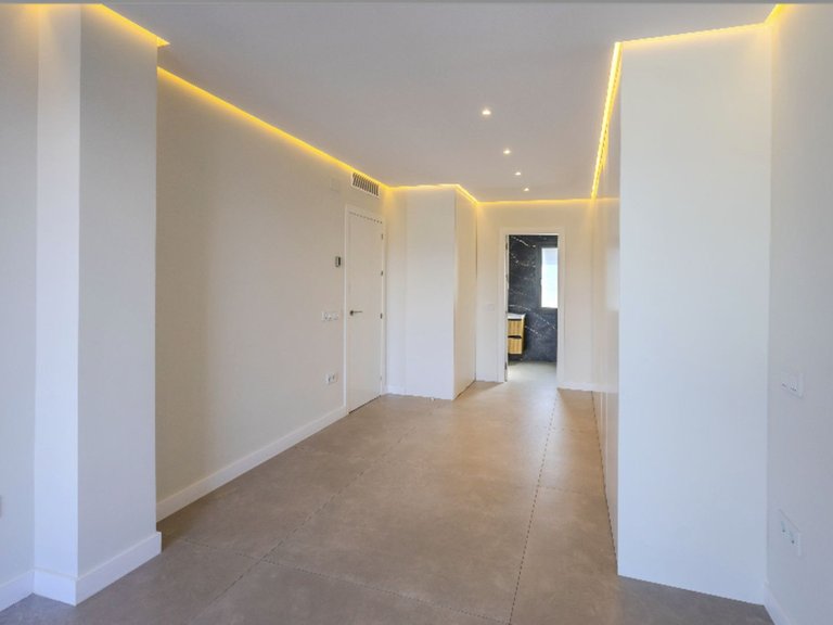 Apartment for Sale in Nueva Andalucía, Malaga 10