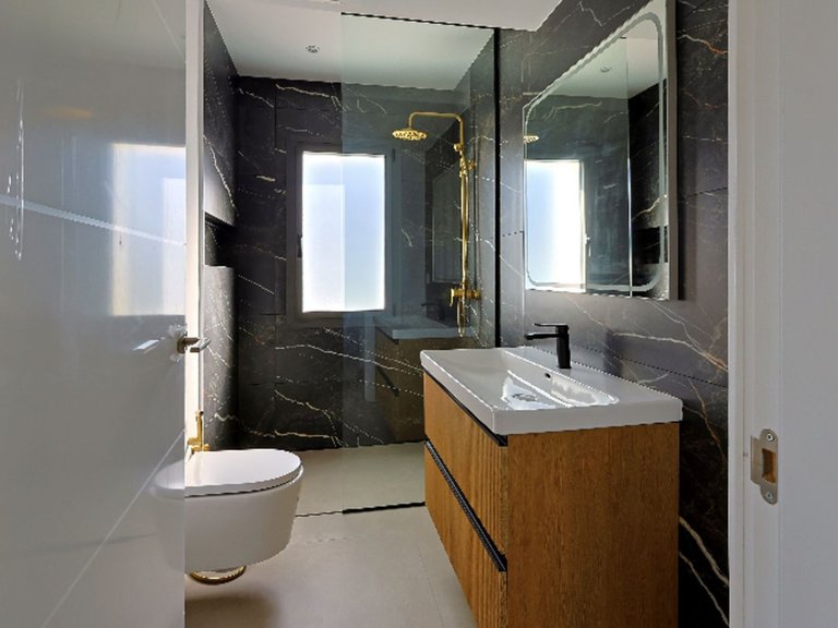 Apartment for Sale in Nueva Andalucía, Malaga 14