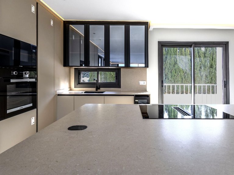 Apartment for Sale in Nueva Andalucía, Malaga 6