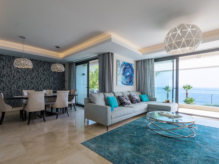 Apartment for Sale in Estepona, Malaga 1