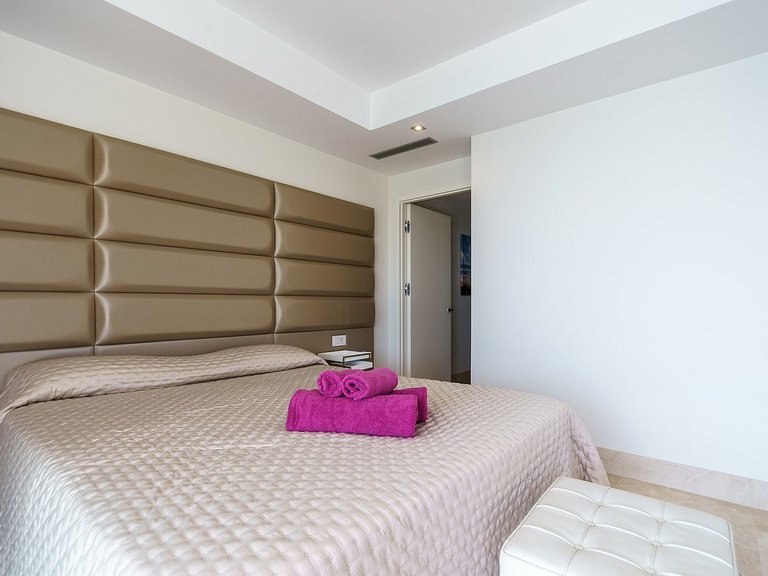 Apartment for Sale in Estepona, Malaga 28