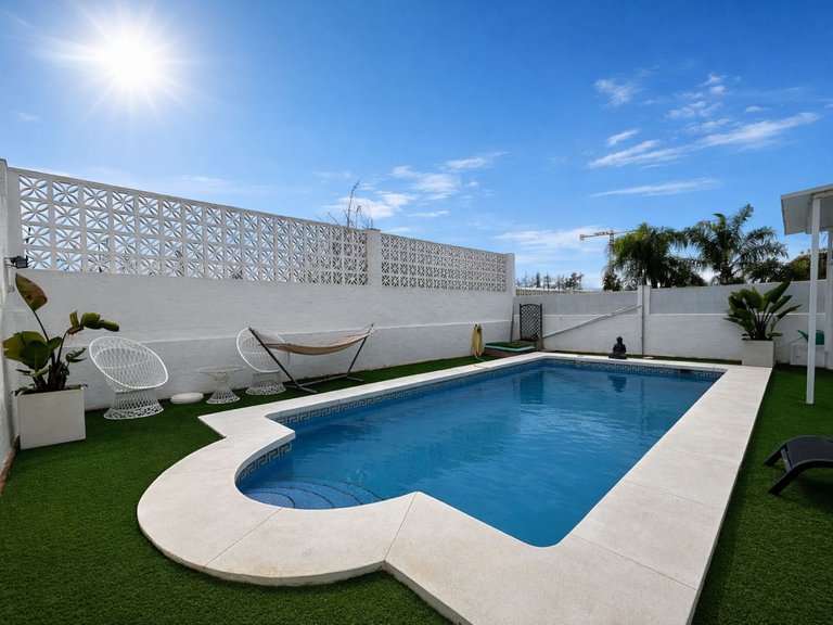 Villa for Sale in San Pedro De Alcántara, Malaga 1