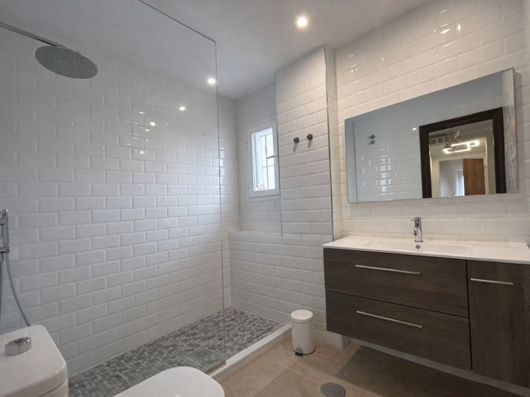 Villa for Sale in San Pedro De Alcántara, Malaga 16