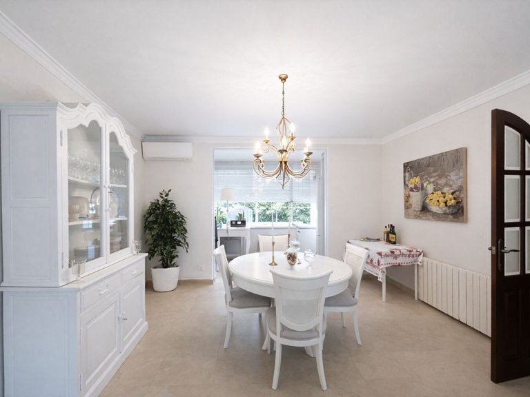 Villa for Sale in San Pedro De Alcántara, Malaga 2