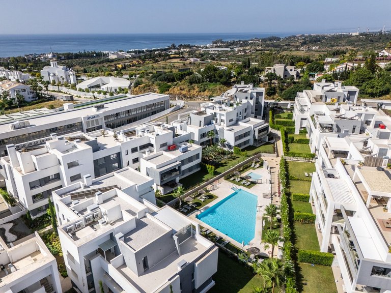 Apartment for Sale in Estepona, Malaga 2
