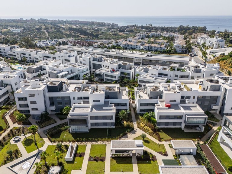 Apartment for Sale in Estepona, Malaga 28