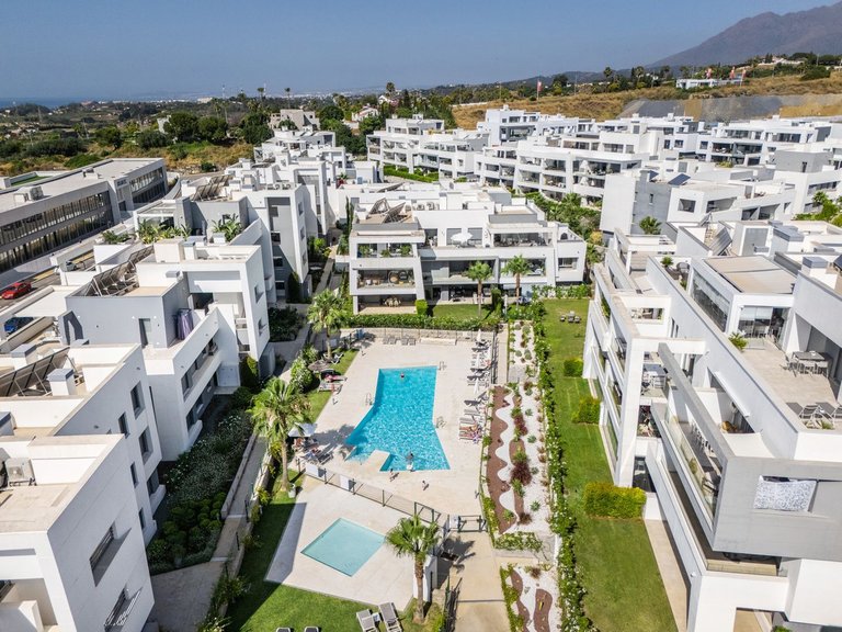 Apartment for Sale in Estepona, Malaga 30