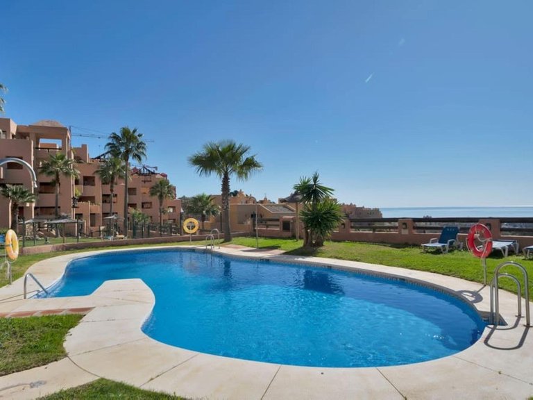 Apartment for Sale in La Duquesa, Malaga 1