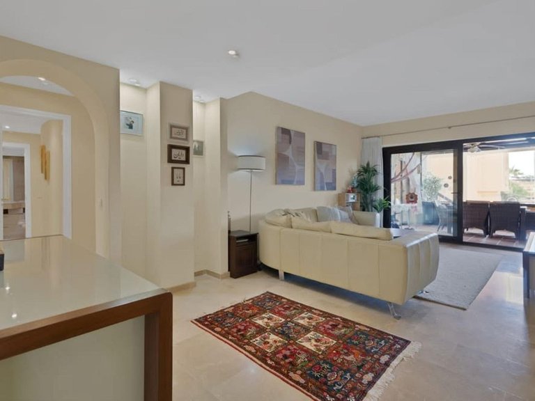 Apartment for Sale in La Duquesa, Malaga 2