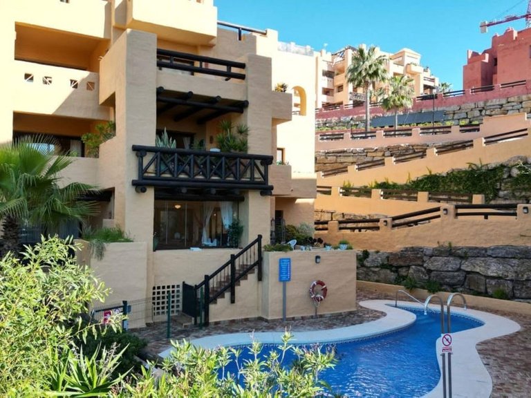 Apartment for Sale in La Duquesa, Malaga 5