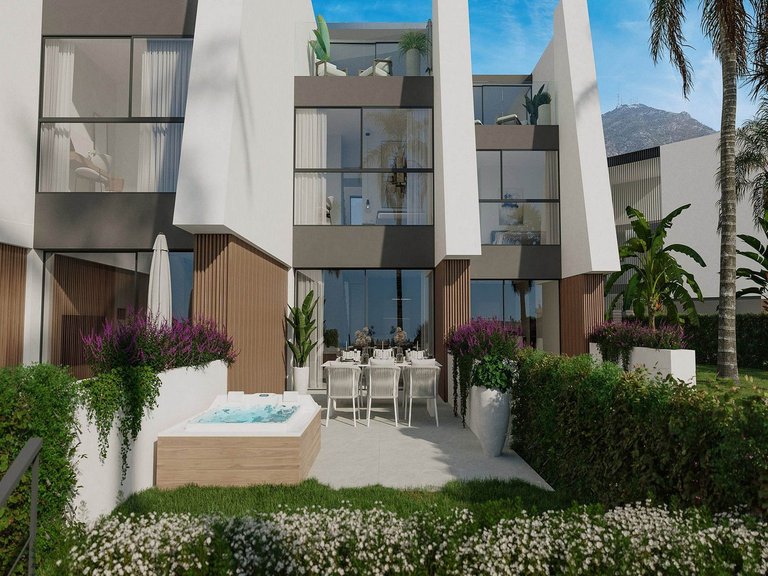 Villa for Sale in Fuengirola, Malaga 3