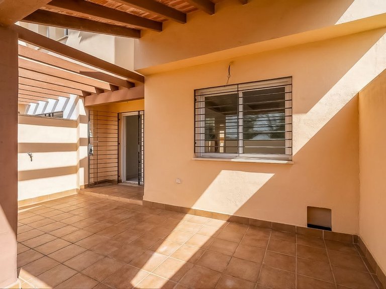 Villa for Sale in Calahonda, Malaga 10