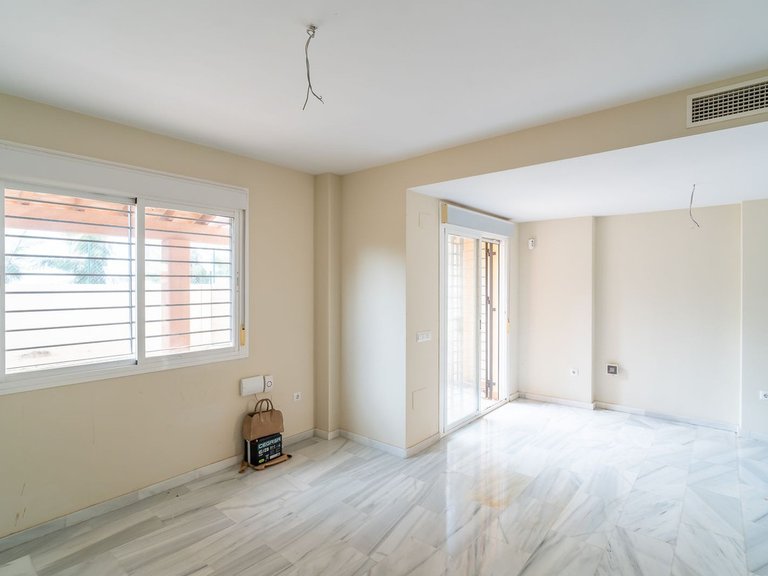 Villa for Sale in Calahonda, Malaga 13
