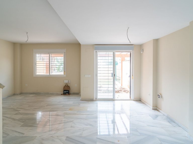 Villa for Sale in Calahonda, Malaga 16