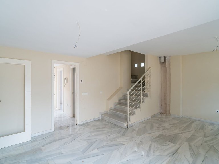 Villa for Sale in Calahonda, Malaga 28
