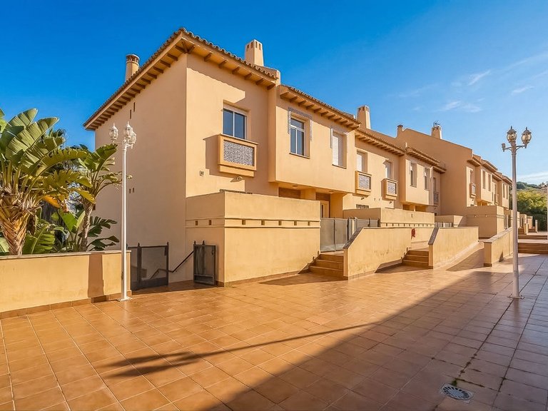 Villa for Sale in Calahonda, Malaga 6