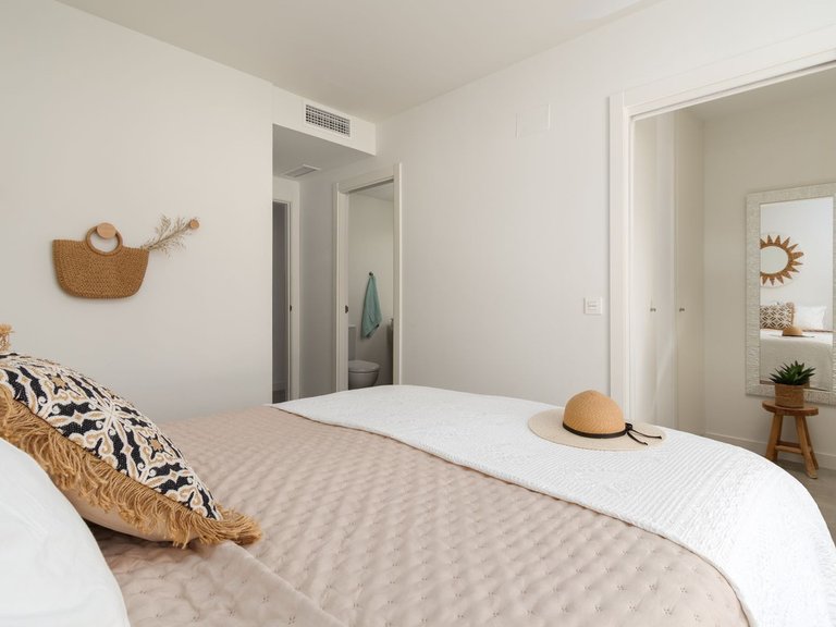 Apartment for Sale in Torrequebrada, Malaga 20