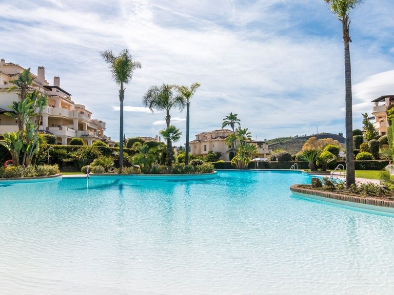 Apartment for Sale in Benahavís, Malaga 1