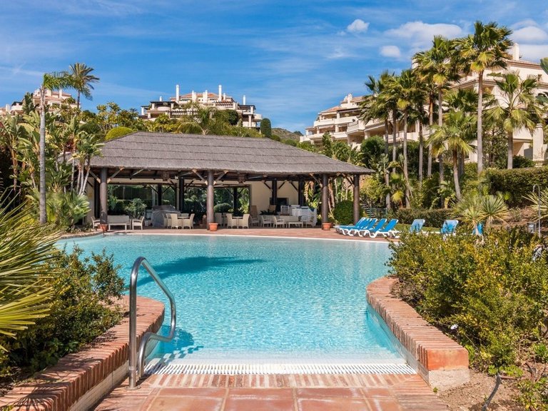 Apartment for Sale in Benahavís, Malaga 3