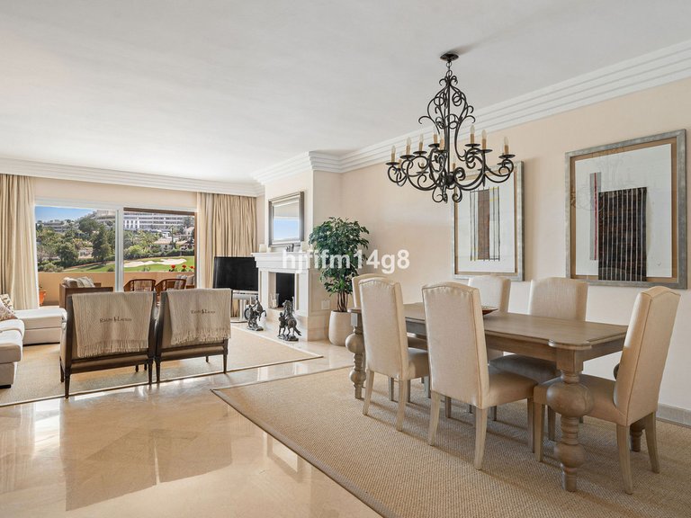 Apartment for Sale in Nueva Andalucía, Malaga 4