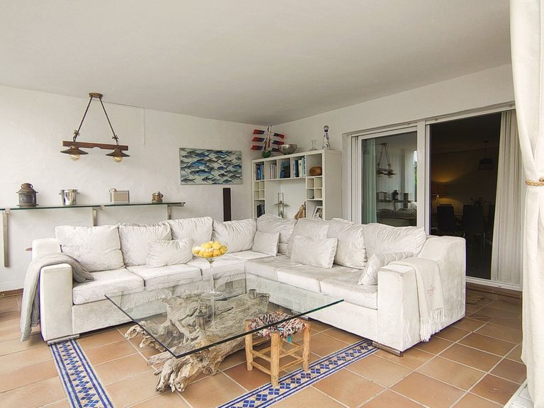 Apartment for Sale in Selwo, Malaga 6