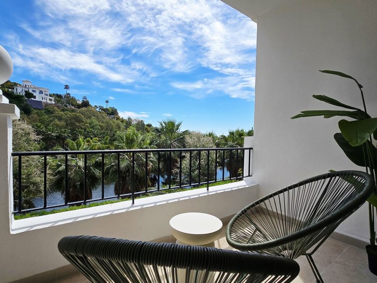 Apartment for Sale in La Quinta, Malaga 16