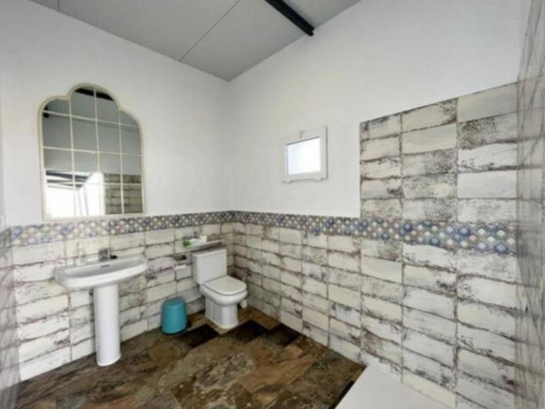 Villa for Sale in San Roque, Cadiz 21