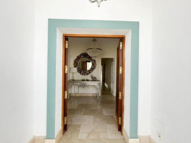 Villa for Sale in San Roque, Cadiz 6